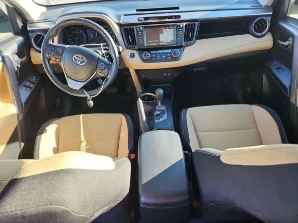 JTMRFREV3HJ106978 2017 TOYOTA RAV 4 - Image 8