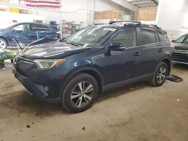 JTMRFREV3HJ120587 2017 TOYOTA RAV 4 - Image 1