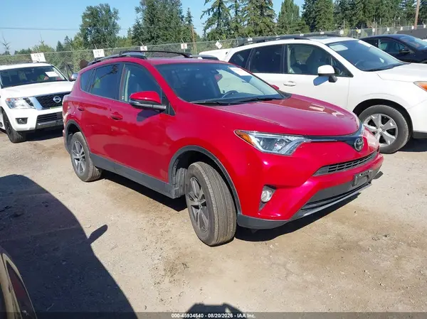 JTMRFREV3HJ123327 2017 TOYOTA RAV 4 - Image 1