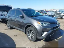 JTMRFREV3HJ155744 2017 TOYOTA RAV 4