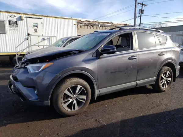 JTMRFREV3HJ168395 2017 TOYOTA RAV 4 - Image 1