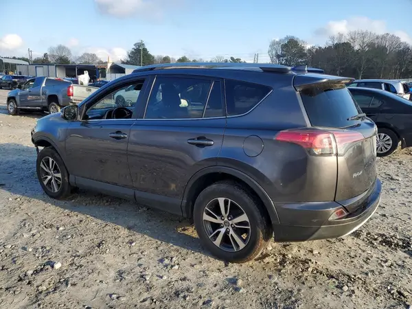JTMRFREV3HJ171426 2017 TOYOTA RAV 4 - Image 2