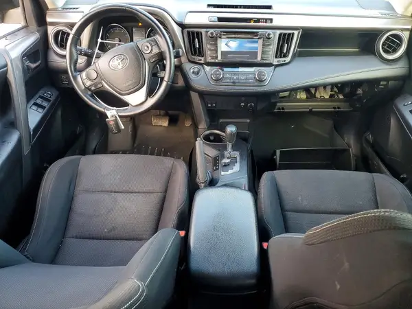 JTMRFREV3HJ171426 2017 TOYOTA RAV 4 - Image 8