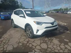 JTMRFREV3HJ171930 2017 TOYOTA RAV 4