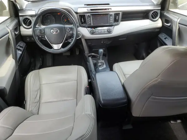 JTMRFREV3HJ704536 2017 TOYOTA RAV 4 - Image 8