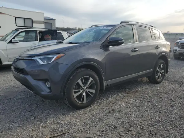 JTMRFREV3HJ712877 2017 TOYOTA RAV 4 - Image 1