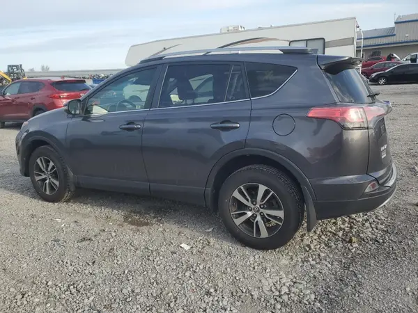 JTMRFREV3HJ712877 2017 TOYOTA RAV 4 - Image 2