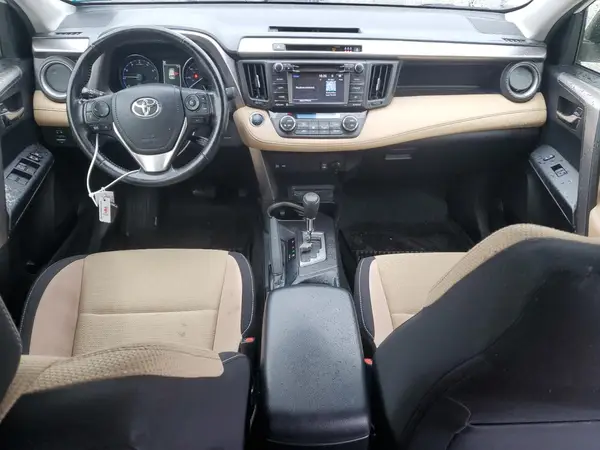JTMRFREV3JD236392 2018 TOYOTA RAV 4 - Image 8