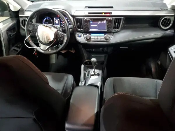 JTMRFREV3JD239857 2018 TOYOTA RAV 4 - Image 8