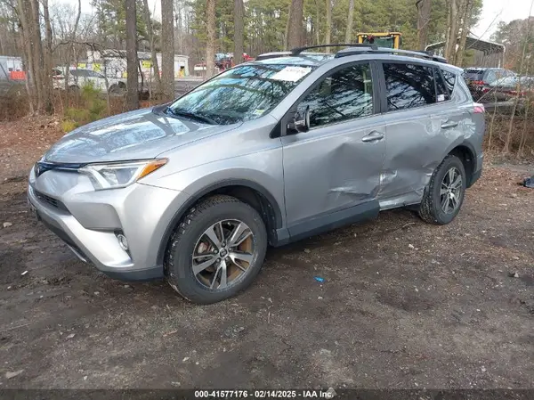 JTMRFREV3JD244797 2018 TOYOTA RAV 4 - Image 2