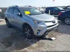JTMRFREV3JD248140 2018 TOYOTA RAV 4