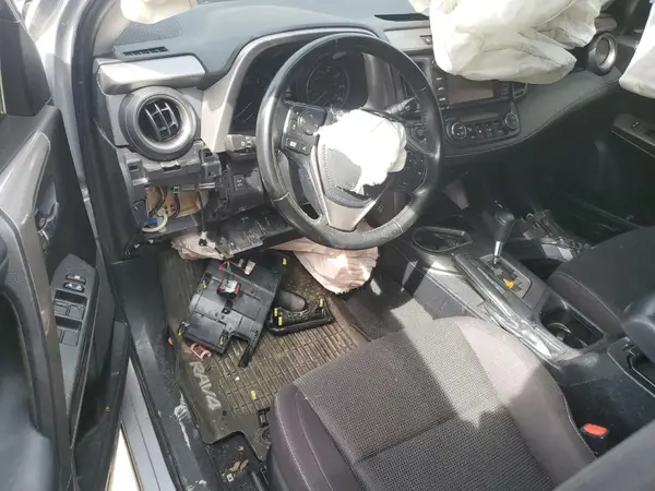 JTMRFREV3JD251166 2018 TOYOTA RAV 4 - Image 8