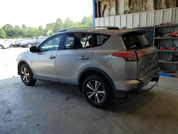 JTMRFREV3JD256142 2018 TOYOTA RAV 4 - Image 2