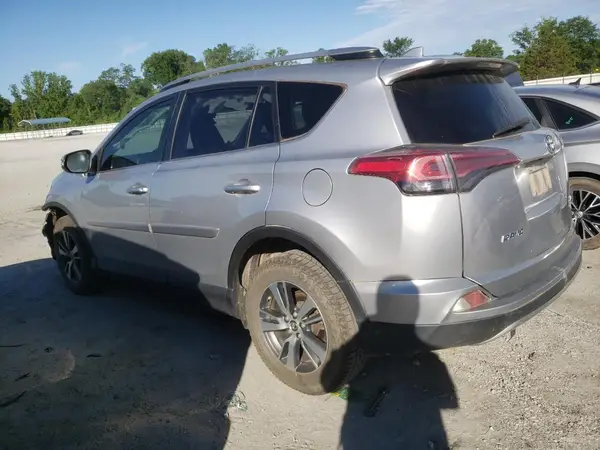 JTMRFREV3JJ229783 2018 TOYOTA RAV 4 - Image 2