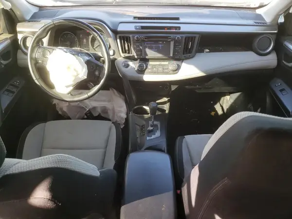 JTMRFREV3JJ229783 2018 TOYOTA RAV 4 - Image 8