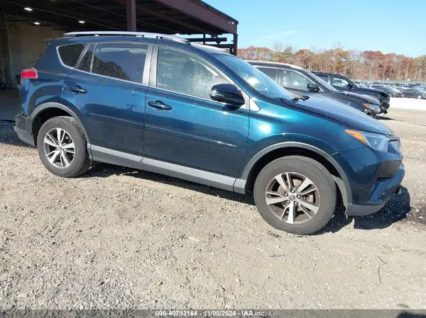 JTMRFREV3JJ239519 2018 TOYOTA RAV 4 - Image 1