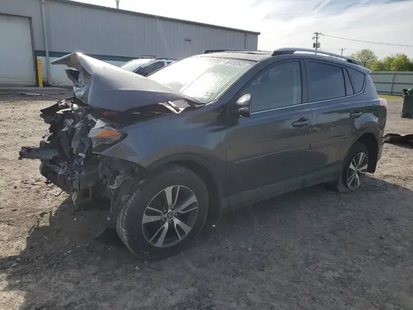 JTMRFREV3JJ745660 2018 TOYOTA RAV 4 - Image 1