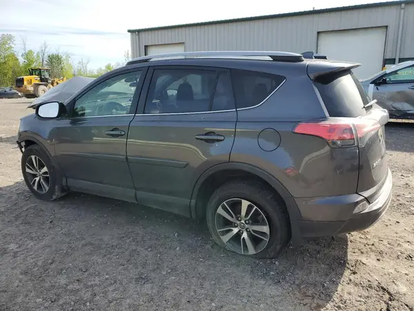 JTMRFREV3JJ745660 2018 TOYOTA RAV 4 - Image 2