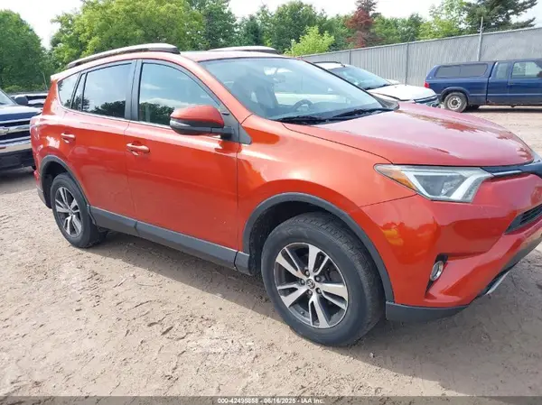JTMRFREV4GJ099859 2016 TOYOTA RAV 4 - Image 1