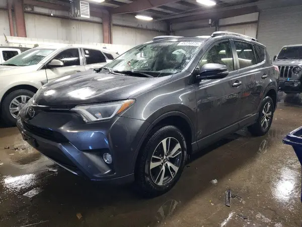 JTMRFREV4HD200916 2017 TOYOTA RAV 4 - Image 1