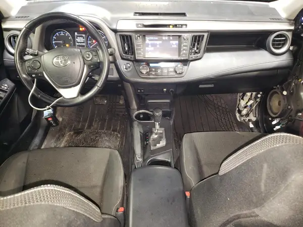 JTMRFREV4HD200916 2017 TOYOTA RAV 4 - Image 8