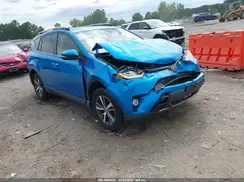 JTMRFREV4HJ105726 2017 TOYOTA RAV 4