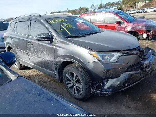 JTMRFREV4HJ111414 2017 TOYOTA RAV 4 - Image 1