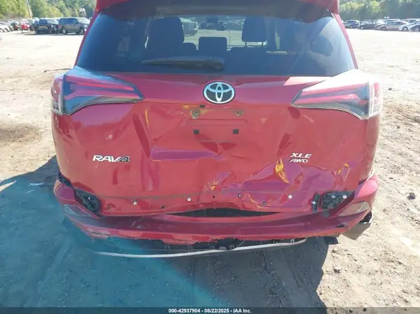 2017 TOYOTA RAV 4 auction photo 6