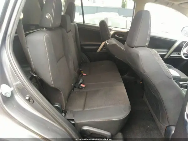 JTMRFREV4HJ709342 2017 TOYOTA RAV 4 - Image 8