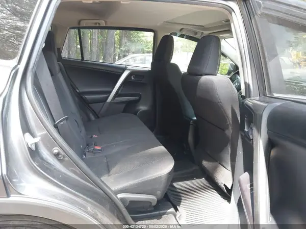 JTMRFREV4JD234618 2018 TOYOTA RAV 4 - Image 8