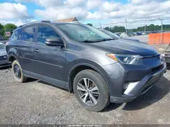 JTMRFREV4JJ235818 2018 TOYOTA RAV 4