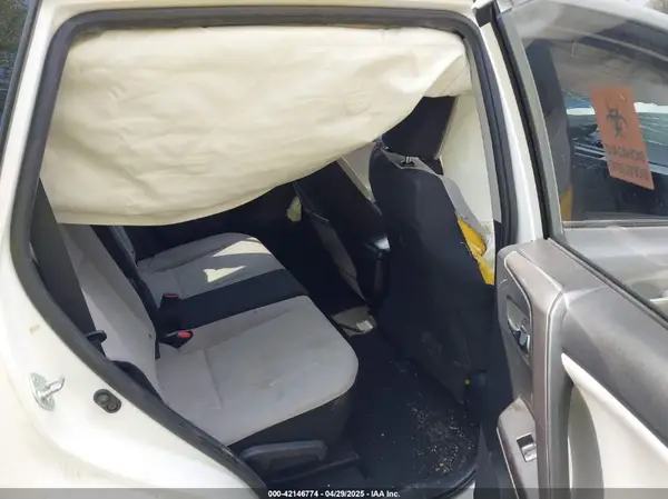JTMRFREV4JJ744971 2018 TOYOTA RAV 4 - Image 8