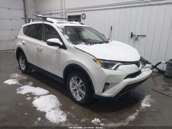 JTMRFREV4JJ745795 2018 TOYOTA RAV 4 - Image 1