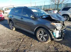 JTMRFREV5GJ092077 2016 TOYOTA RAV 4