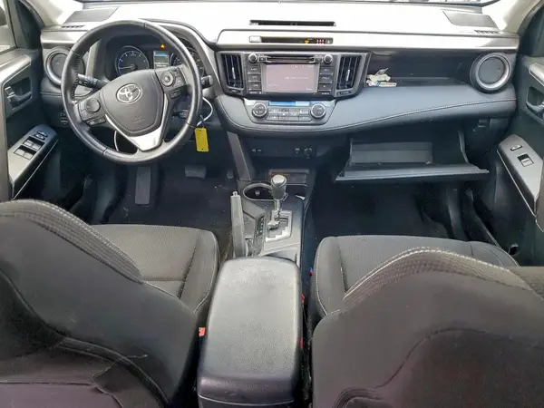 JTMRFREV5HD200701 2017 TOYOTA RAV 4 - Image 8