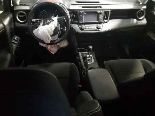 JTMRFREV5HD201878 2017 TOYOTA RAV 4 - Image 8