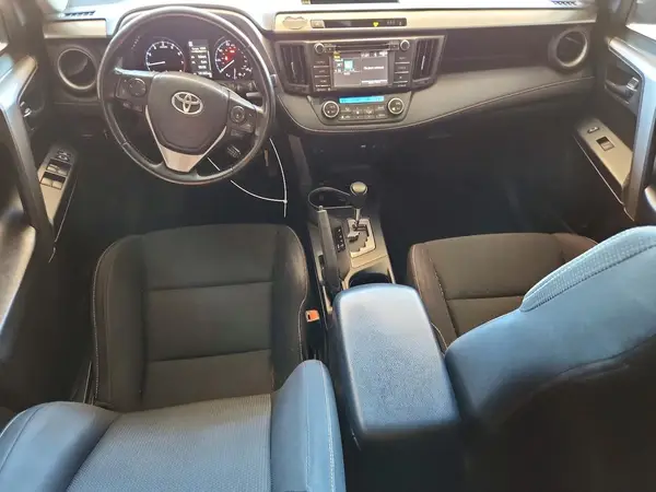 JTMRFREV5HD214548 2017 TOYOTA RAV 4 - Image 8