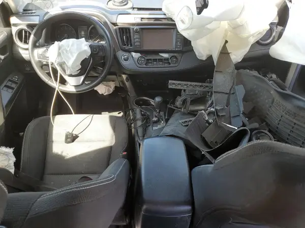 JTMRFREV5HJ107906 2017 TOYOTA RAV 4 - Image 8