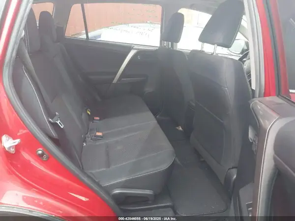 JTMRFREV5HJ121370 2017 TOYOTA RAV 4 - Image 8