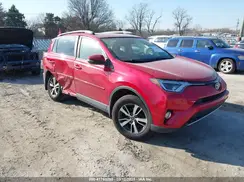 JTMRFREV5HJ138699 2017 TOYOTA RAV 4