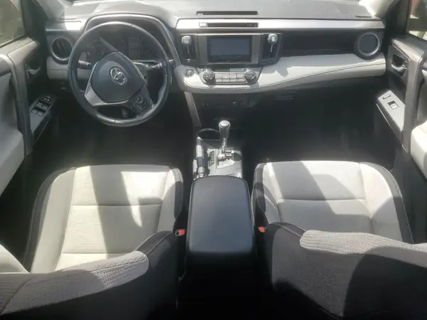 JTMRFREV5HJ161139 2017 TOYOTA RAV 4 - Image 8