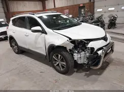 JTMRFREV5HJ172352 2017 TOYOTA RAV 4