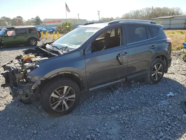 JTMRFREV5HJ709740 2017 TOYOTA RAV 4 - Image 1