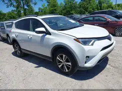 JTMRFREV5JD228763 2018 TOYOTA RAV 4