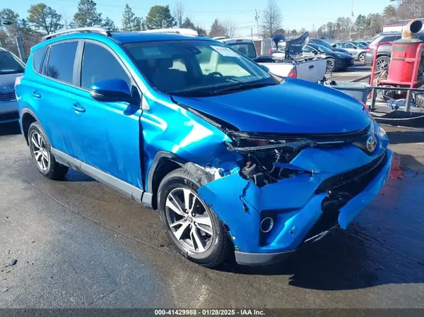 JTMRFREV5JJ231843 2018 TOYOTA RAV 4 - Image 1