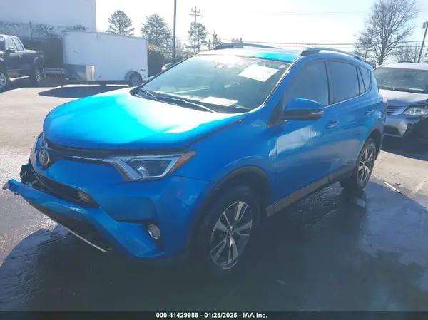 JTMRFREV5JJ231843 2018 TOYOTA RAV 4 - Image 2