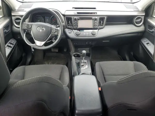 JTMRFREV5JJ717617 2018 TOYOTA RAV 4 - Image 8