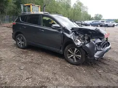 JTMRFREV5JJ721781 2018 TOYOTA RAV 4