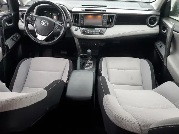 JTMRFREV5JJ737947 2018 TOYOTA RAV 4 - Image 8