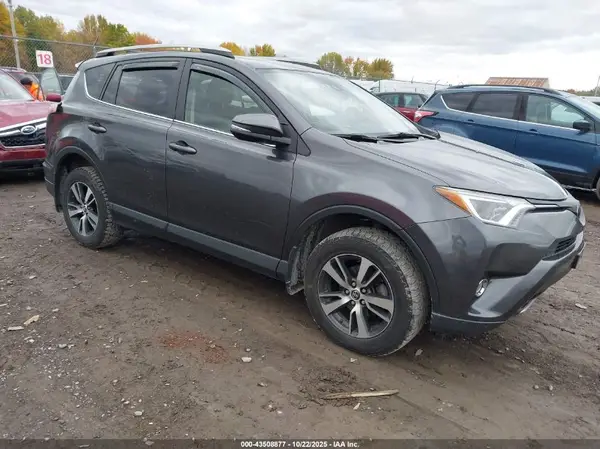 JTMRFREV5JJ747331 2018 TOYOTA RAV 4 - Image 1